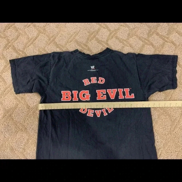 The Undertaker WWE Big Red Devil T-Shirt - Picture 2 of 7